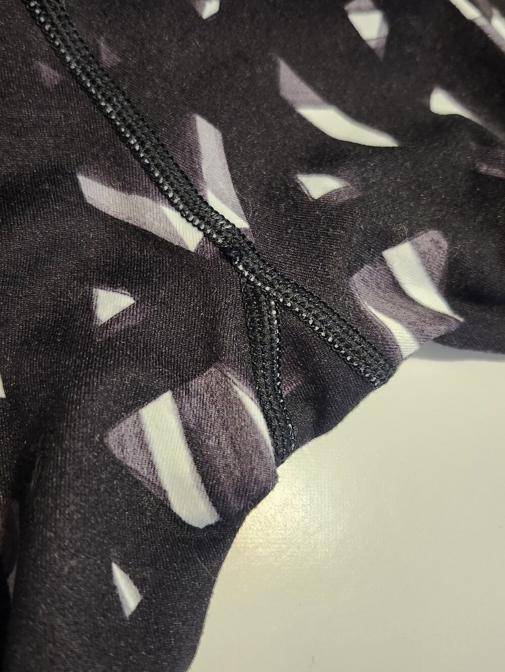 Lululemon Wunder Under Pant III Leggings Sz 6 - Picture 5 of 5
